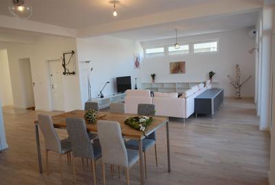 Apartament cu 3 camere decomandat, mobilat în Elisabetin - 1