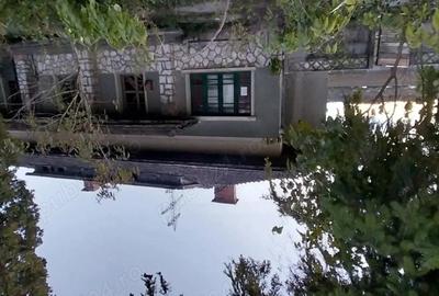 Casă cu 3 camere în Central - 9