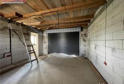 Casă cu 4 camere cu Teren 1600 Mp în Malcoci - 2