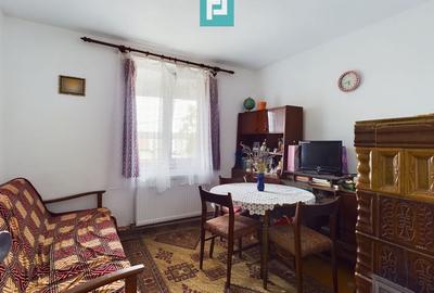 Apartament cu 3 camere decomandat în Central - 1