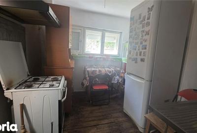 Casă cu 4 camere cu Teren 168 Mp în Calea București - 6