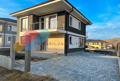 Casă individuală cu 4 camere cu Canalizare în Chinteni - 8