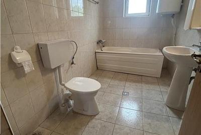 Casă individuală cu 8 camere cu Canalizare în Agigea - 6