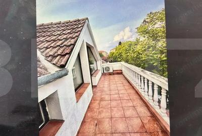 Jumatate de duplex, de vanzare P+E+M in zona Lipovei, Timi?oara