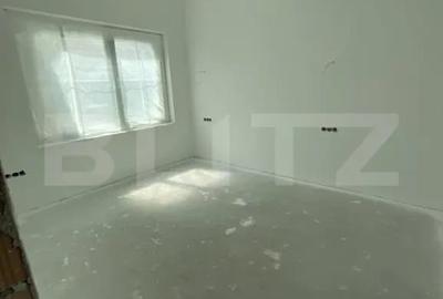 Casă cu 4 camere cu Teren 580 Mp în Central - 3