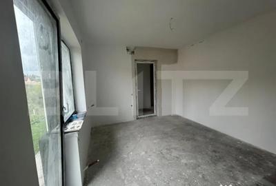 Casă cu 4 camere cu Teren 280 Mp în Voiniceni