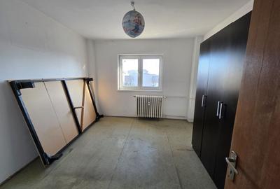 Apartament cu 2 camere decomandat în Drumul Taberei - 9