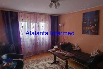 Apartament cu 3 camere decomandat în Casa de Cultură