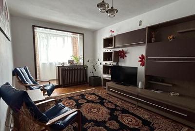 Apartament cu 3 camere decomandat, mobilat în Vlahuță - 9