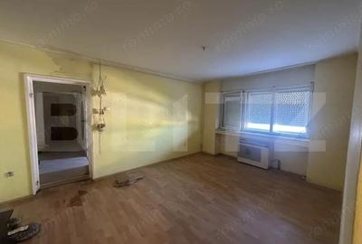 Apartament cu 3 camere decomandat în Micro 16 - 11