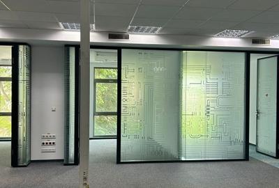 Birou, de 259 mp, în Romană - 2