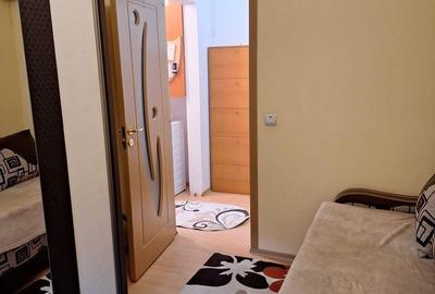 Apartament cu 3 camere decomandat în Baza 3 - 3