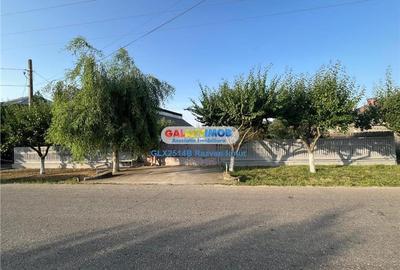Casă cu 2 camere în Petrești