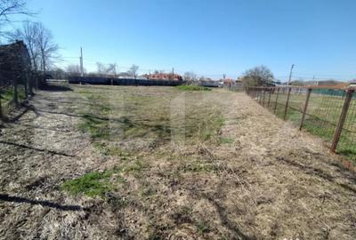 Teren de 1685 mp, în Central