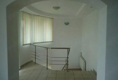 Casă cu 2 camere cu Teren 220 Mp în Mihai Bravu - 5