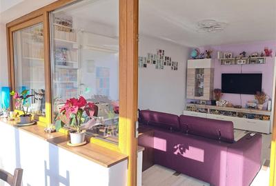 Apartament cu 3 camere decomandat în Berceni - 2