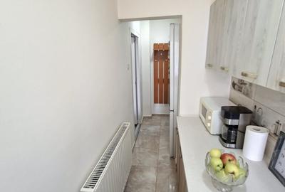 Apartament cu 2 camere semidecomandat în Florilor - 6