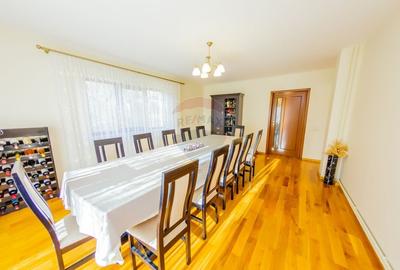 VILA DE VIS CU TEREN GENEROS, DE VANZARE - 27