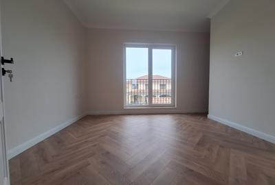 Duplex cu 5 camere cu Canalizare în Dumbrăvița - 9