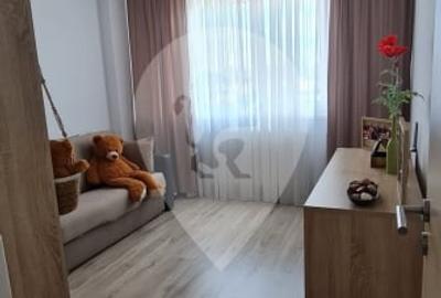 Apartament cu 3 camere decomandat, mobilat în Tractorul - 4