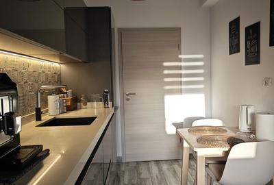 Apartament cu 2 camere decomandat în Apărătorii Patriei - 18