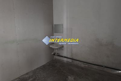 Spațiu industrial, de 250 mp, în Central - 8