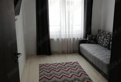 Apartament cu 2 camere decomandat în Tractorul - 3