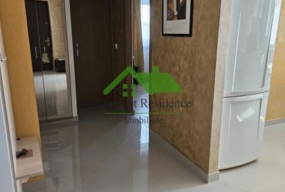 Apartament cu 3 camere decomandat în Traian - 2