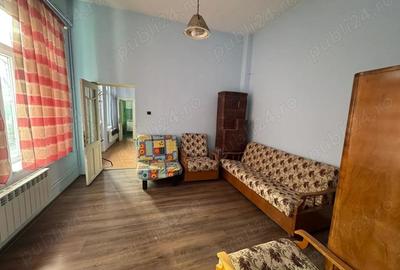 Casă cu Teren 360 Mp în Traian - 3