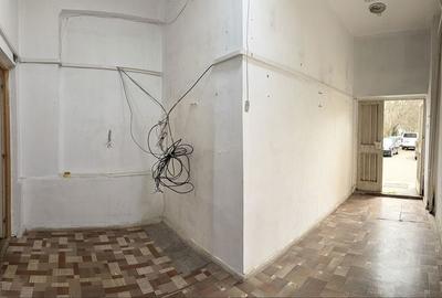 Spațiu comercial, de 60 mp, în Narcisa - 1
