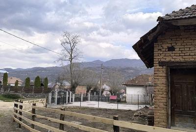 Casă cu 2 camere cu Teren 400 Mp în Corbi - 4