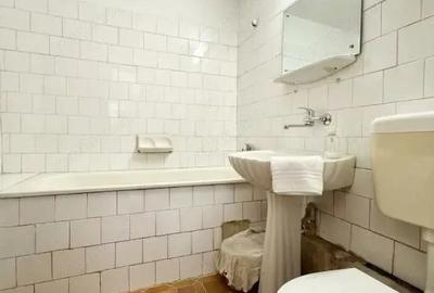 Apartament cu 3 camere decomandat, mobilat în Teiul Doamnei - 8