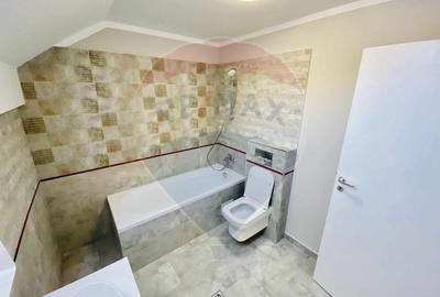 Casă cu 4 camere cu Teren 712 Mp în Cașolț - 18