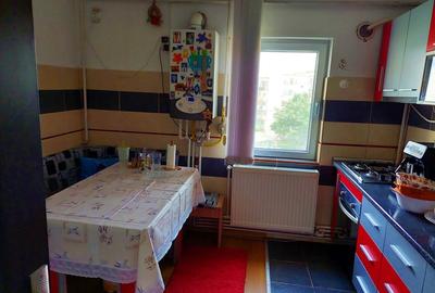 Apartament cu 4 camere decomandat în Central - 4