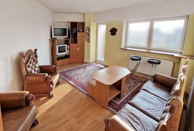 Apartament cu 2 camere decomandat, mobilat în Calea București
