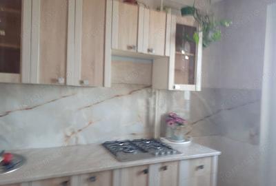 Garsonieră decomandată în Planete - 3