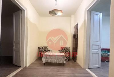 Casa la Super Pret, Amplasare Excelenta in Zona Casa de Cult - 3