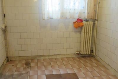Apartament cu 4 camere semidecomandat în Titan - 12