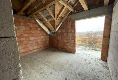 Casă individuală cu 3 camere cu Teren 409 Mp în Șcheia - 6