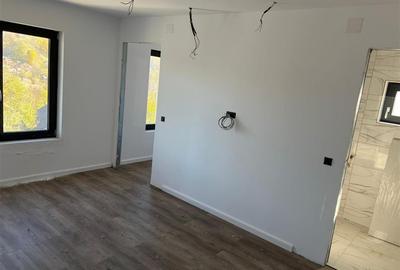 Pensiune noua de vanzare in Slanic Prahova – 400 mp utili, zona centrala, ideala - 17