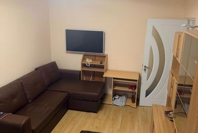 Apartament cu 2 camere decomandat în Astra