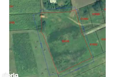 Teren de 5100 mp, în Central