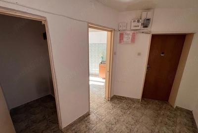 Apartament cu 2 camere decomandat în Obor