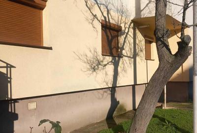 Apartament cu 3 camere decomandat în Central - 3