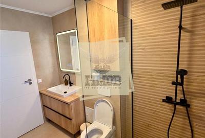 Apartament cu 4 camere decomandat în Terezian
