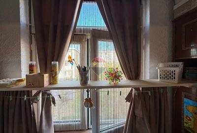 Apartament cu 2 camere decomandat în Hotvon