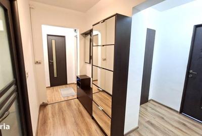 Apartament cu 4 camere decomandat în Bascov - 2