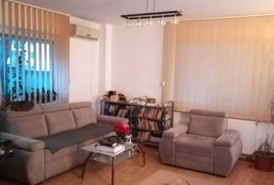Apartament cu 2 camere decomandat, mobilat în Băneasa - 1