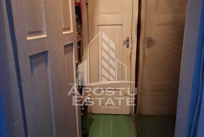 Apartament cu 3 camere semidecomandat în Central - 4