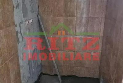 Apartament cu 2 camere în Caracal - 2